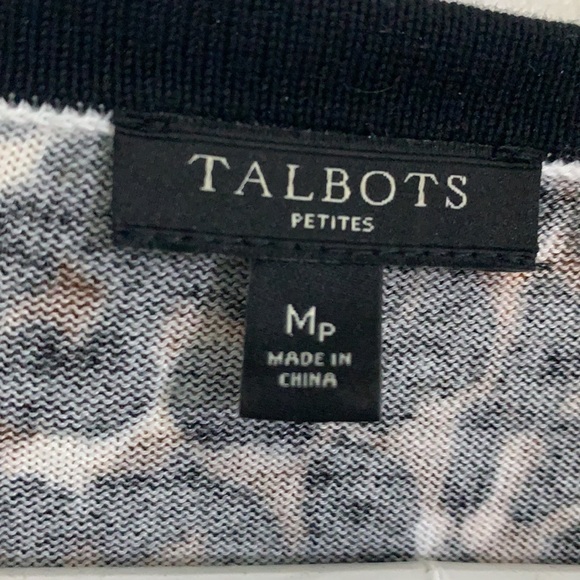 Adorable leopard print cardigan. - Picture 4 of 7